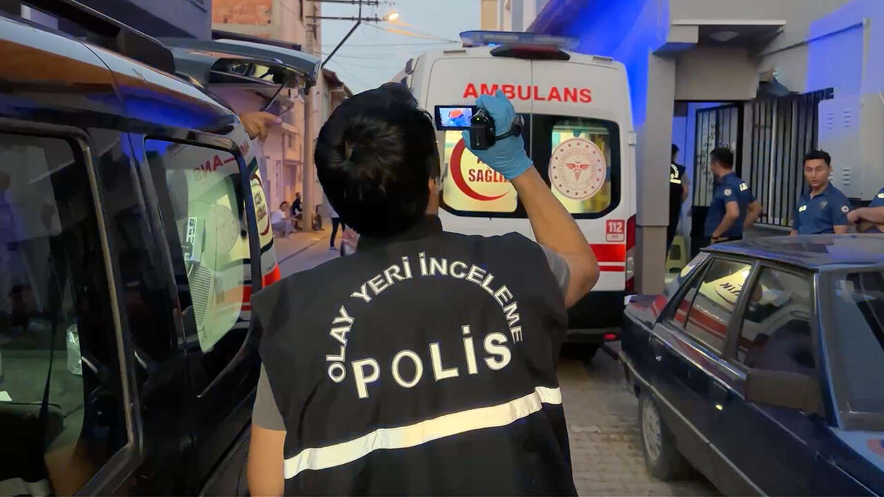 balkondan-dusen-kadin-olum-usak
