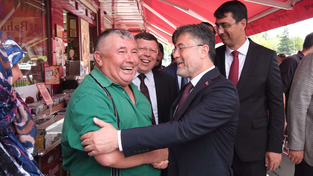 bakan-yumakli-usak-esnaf-ziyaret1