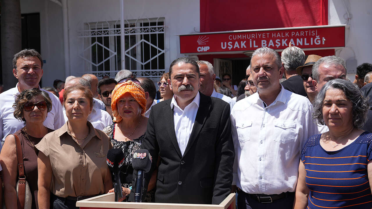 yeni-parti-usak-aciklama1